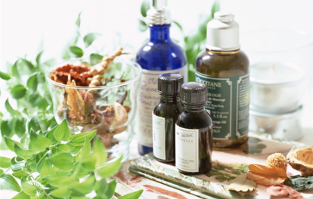 玫瑰精油和薰衣草精油可以一起用嗎？怎么混合