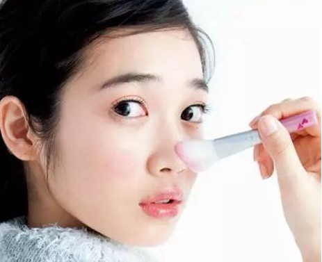 圓臉腮紅的畫法圖解教程 圓臉腮紅的畫法圖解教程