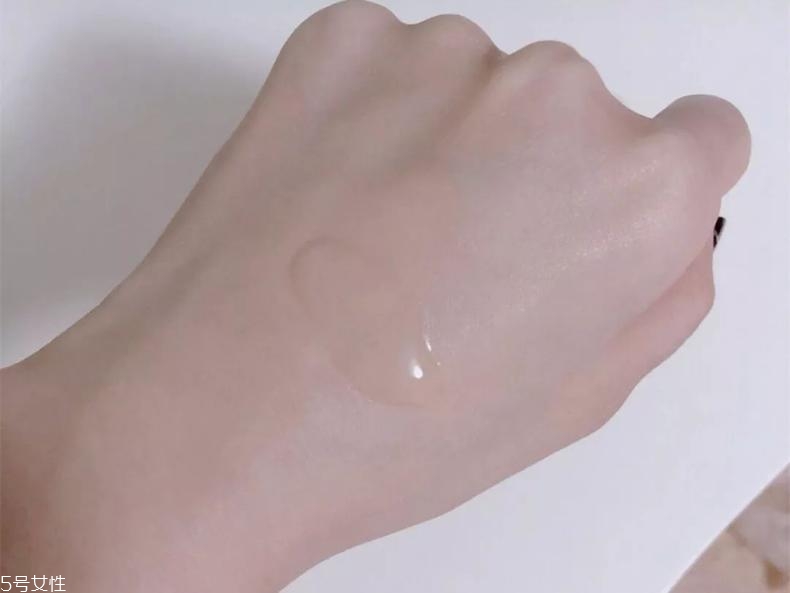 黛珂煥白水適合什么人 黛珂煥白水適合年齡 黛珂煥白水適合什么人 黛珂煥白水適合年齡