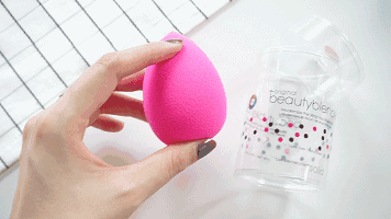 新買(mǎi)的美妝蛋怎么用 美妝蛋第一次使用方法