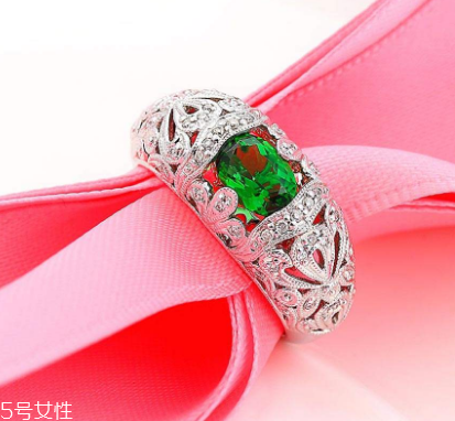 碧璽戒指面劃痕怎么辦？碧璽戒指劃痕修復(fù)方法