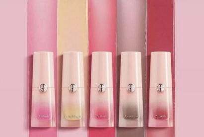 阿瑪尼2018櫻花限定有哪些？阿瑪尼櫻花粉怎么樣？