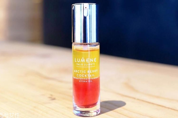 lumene雞尾酒精華油怎么用？能單獨用嗎？