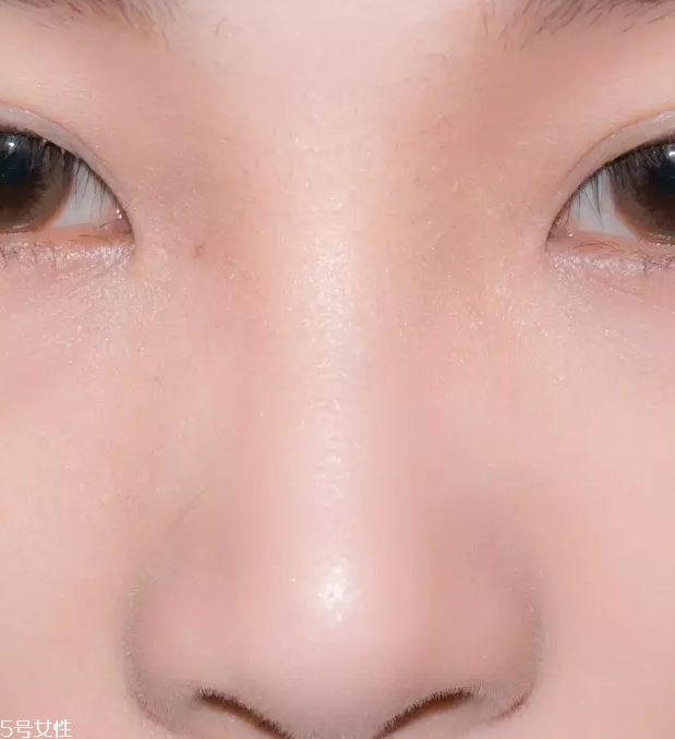 戴眼鏡要畫鼻影嗎 眼鏡妹的鼻影教程 戴眼鏡要畫鼻影嗎 眼鏡妹的鼻影教程