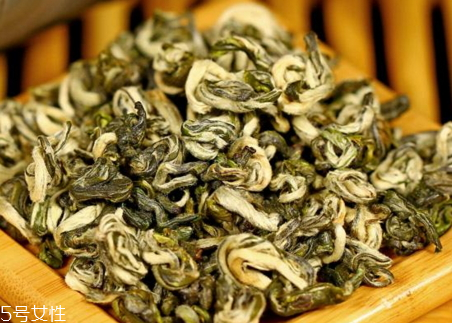 碧螺春什么季節(jié)喝最好 碧螺最佳飲用好喝 碧螺春什么季節(jié)喝最好 碧螺最佳飲用好喝