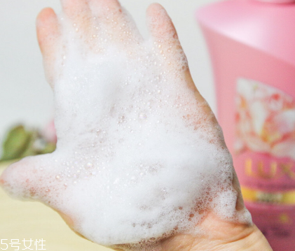 力士桃花淺香沐浴露怎么樣 力士春日限定款桃花淺香沐浴露 力士桃花淺香沐浴露怎么樣 力士春日限定款桃花淺香沐浴露