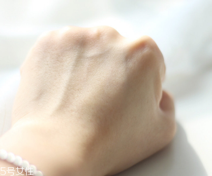 力士香氛沐浴摩絲怎么樣 力士香氛沐浴摩絲可以洗澡的香水 力士香氛沐浴摩絲怎么樣 力士香氛沐浴摩絲可以洗澡的香水