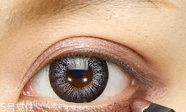 圓眼睛怎么畫(huà)下眼線 這么畫(huà)擺脫眼大無(wú)神 圓眼睛怎么畫(huà)下眼線 這么畫(huà)擺脫眼大無(wú)神