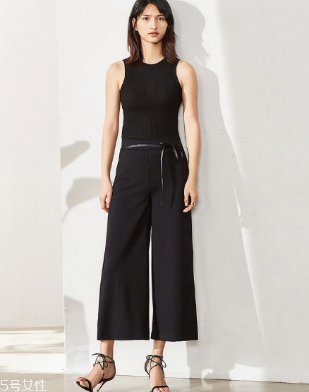 下半身胖怎么搭配衣服？下半身胖穿搭技巧