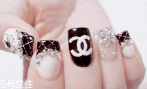 16歲適合什么美甲 適合16歲的美甲圖片 16歲適合什么美甲 適合16歲的美甲圖片