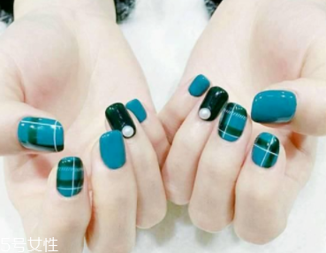 16歲適合什么美甲 適合16歲的美甲圖片 16歲適合什么美甲 適合16歲的美甲圖片