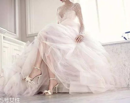 婚鞋只能穿一次嗎？婚鞋結(jié)婚后不能穿了嗎