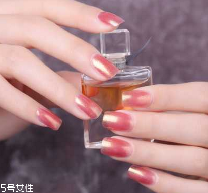 16歲適合什么美甲 適合16歲的美甲圖片 16歲適合什么美甲 適合16歲的美甲圖片