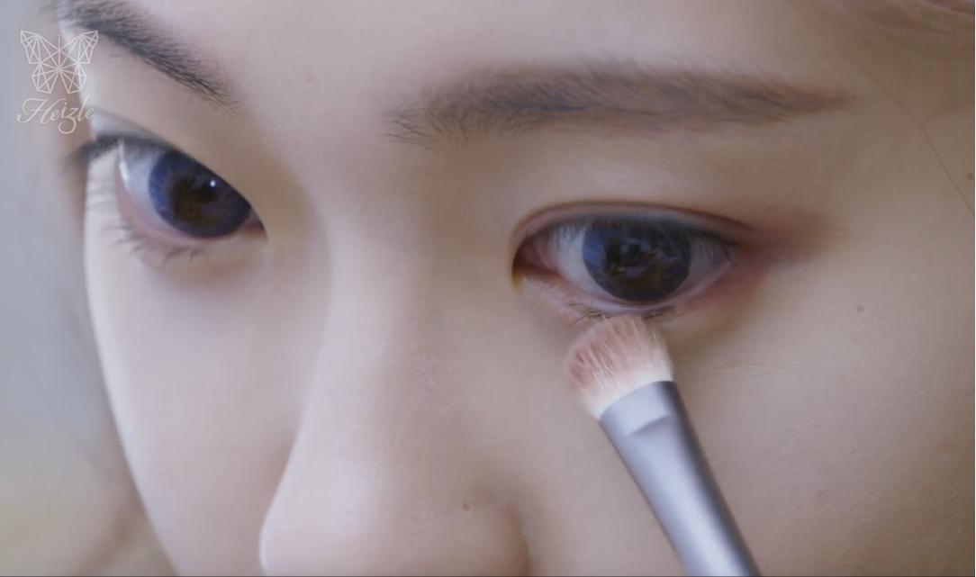 冬日初雪夢幻妝容教學 冬日初雪夢幻妝容教學