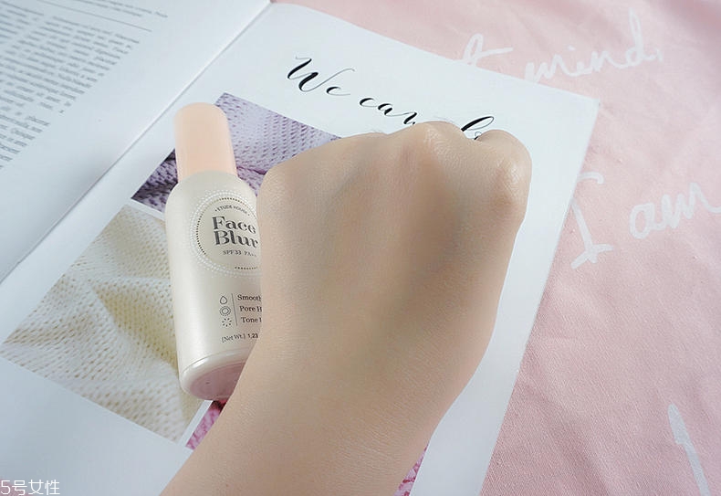 伊蒂之屋妝前乳適合油皮嗎 畫(huà)報(bào)妝前乳油皮實(shí)測(cè) 伊蒂之屋妝前乳適合油皮嗎 畫(huà)報(bào)妝前乳油皮實(shí)測(cè)