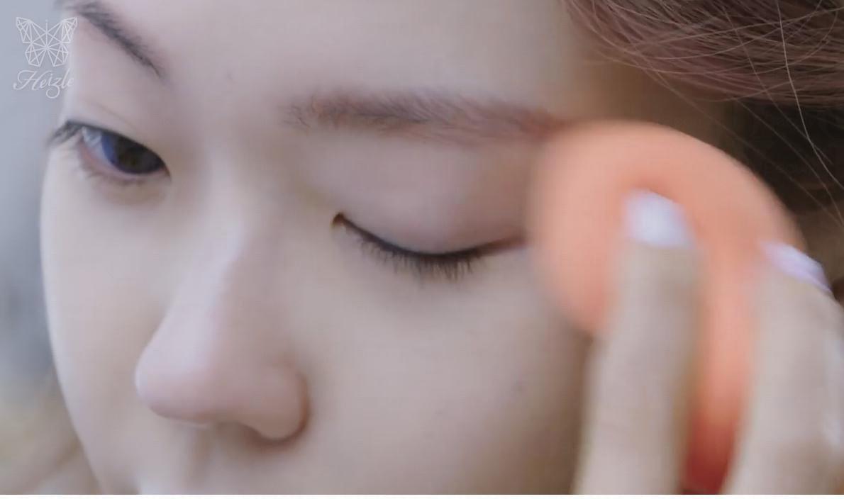 冬日初雪夢幻妝容教學 冬日初雪夢幻妝容教學