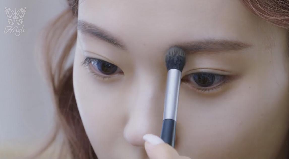 冬日初雪夢幻妝容教學 冬日初雪夢幻妝容教學