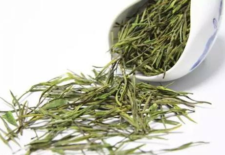 白茶什么味道 白茶泡出來(lái)的顏色