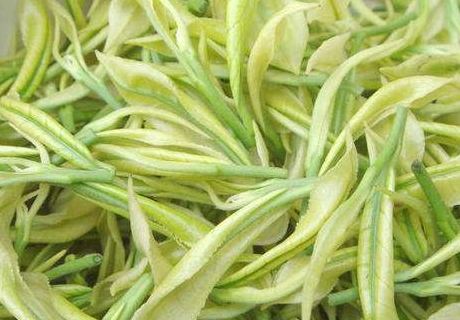 白茶什么味道 白茶泡出來(lái)的顏色