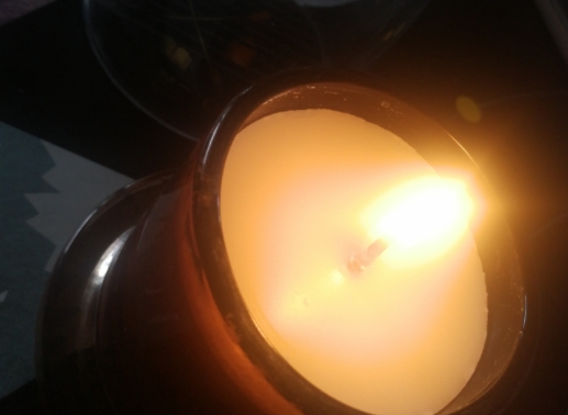 香薰蠟燭怎么滅？香薰蠟燭可以用嘴吹滅嗎