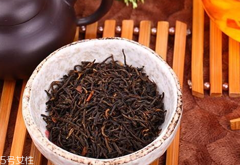 祁門紅茶什么時(shí)候上市 祁門紅茶采摘時(shí)間 祁門紅茶什么時(shí)候上市 祁門紅茶采摘時(shí)間