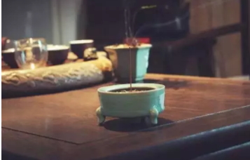 線香怎么用？線香使用注意事項(xiàng)