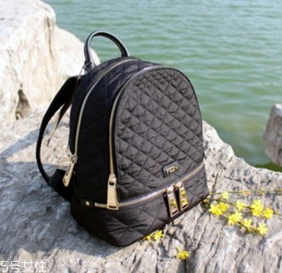 今年流行什么樣的雙肩包？2022最流行的雙肩包