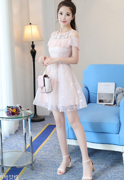 高瘦女生穿什么連衣裙？最適合高瘦女生的連衣裙款式