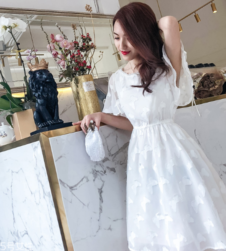 高瘦女生穿什么連衣裙？最適合高瘦女生的連衣裙款式