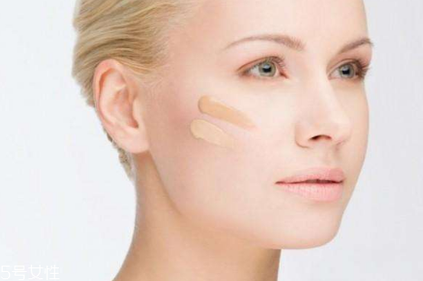 不脫妝的粉底液有哪些 持久不脫妝的粉底液推薦 不脫妝的粉底液有哪些 持久不脫妝的粉底液推薦