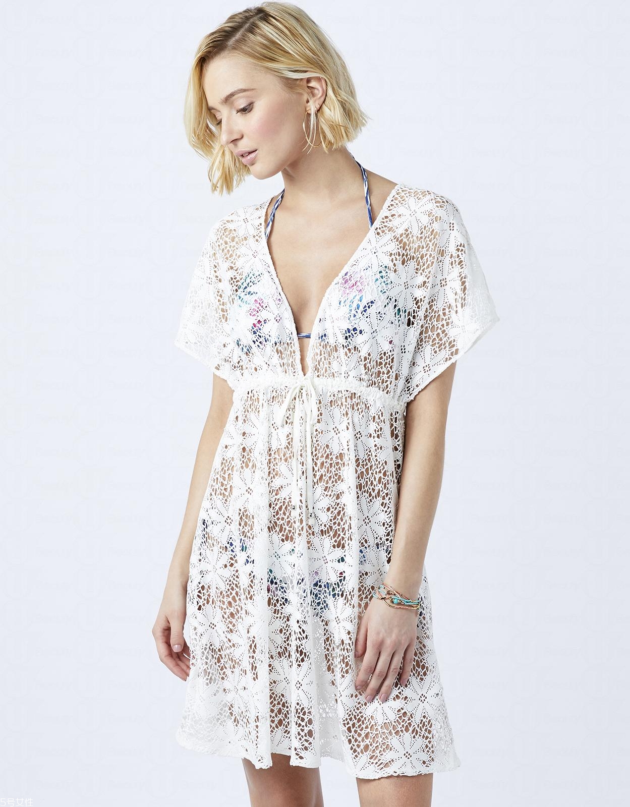 夏天去海灘穿什么衣服 時尚沙灘穿搭推薦 夏天去海灘穿什么衣服 時尚沙灘穿搭推薦