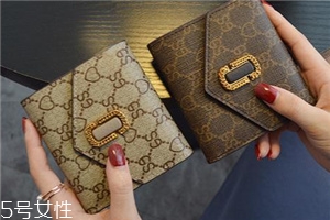 錢包可以帶上飛機嗎？錢包帶上飛機有影響嗎