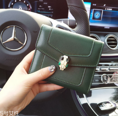 錢包是牛皮好還是羊皮好？錢包牛皮和羊皮對(duì)比