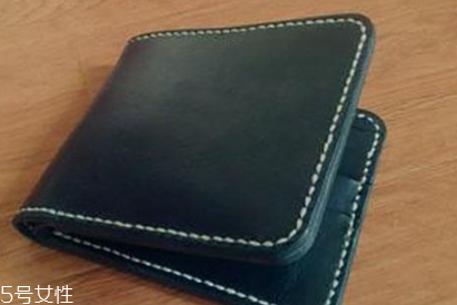 錢包破了會(huì)破財(cái)嗎？錢包破了影響財(cái)運(yùn)嗎