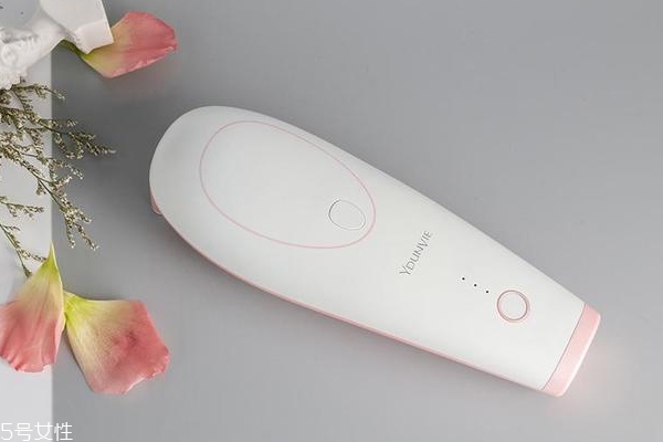 易科美美容儀閉口能用嗎  易科美納米點(diǎn)陣美容儀實(shí)測(cè)