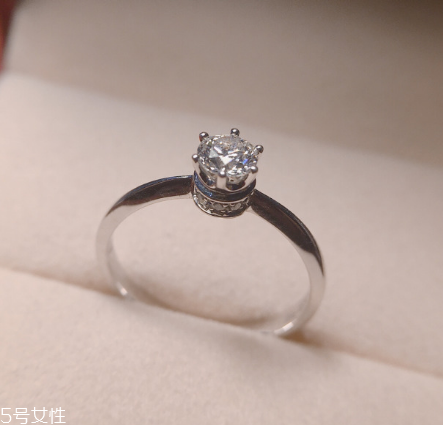 周大生和周生生是什么關(guān)系_哪個好？