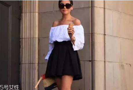 一字肩衣服配什么褲子？一字肩上衣搭配褲子圖片