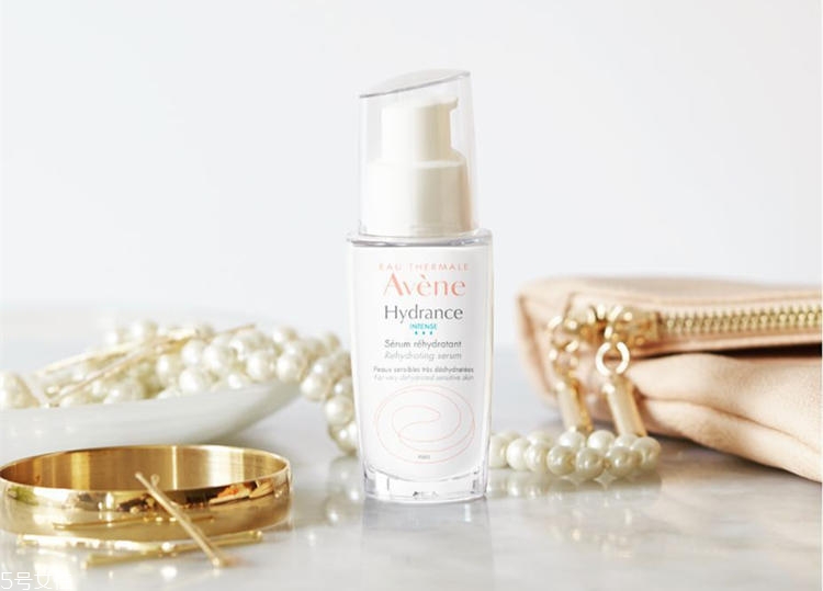 保濕精華哪個(gè)好用 2022補(bǔ)水保濕精華液排行 保濕精華哪個(gè)好用 2022補(bǔ)水保濕精華液排行