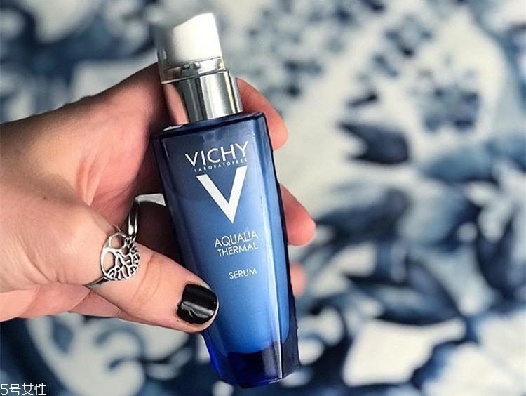 保濕精華哪個(gè)好用 2022補(bǔ)水保濕精華液排行 保濕精華哪個(gè)好用 2022補(bǔ)水保濕精華液排行