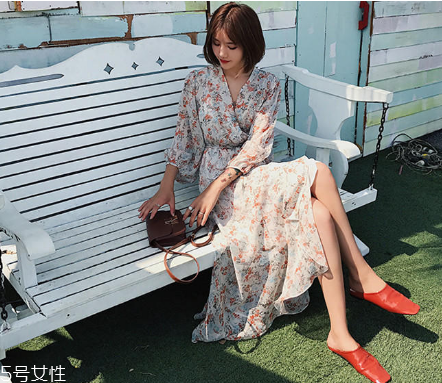 上身豐滿穿什么衣服好？適合上身豐滿女生的穿搭推薦