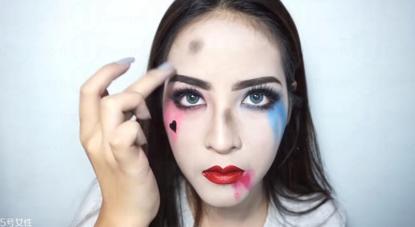 小丑女妝容圖片 哈莉奎茵妝面教程 小丑女妝容圖片 哈莉奎茵妝面教程