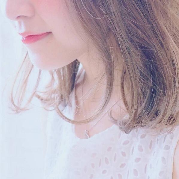 女半長不短的頭發(fā)造型圖欣賞 女半長不短的頭發(fā)造型圖欣賞