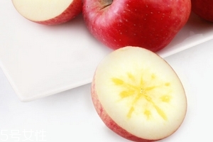 冰糖心蘋(píng)果是脆的嗎？冰糖心蘋(píng)果是脆還是粉