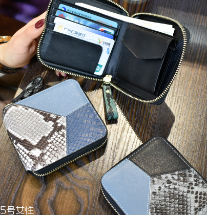 錢包皺了怎么辦？錢包皺了恢復(fù)方法