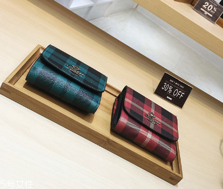 錢包需要經(jīng)常換嗎？錢包更換的時間間隔