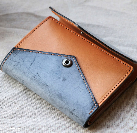 錢包弄上油漬怎么清洗？錢包上的油漬清洗方法