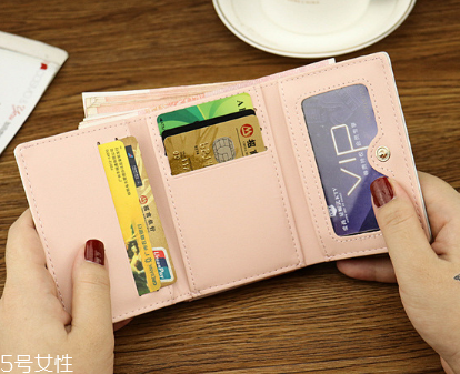 錢包拉鏈不好拉怎么辦？錢包拉鏈拉不上解決方法