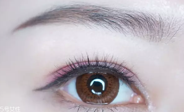 棕色美瞳配什么眼影 棕色美瞳配什么口紅 棕色美瞳配什么眼影 棕色美瞳配什么口紅