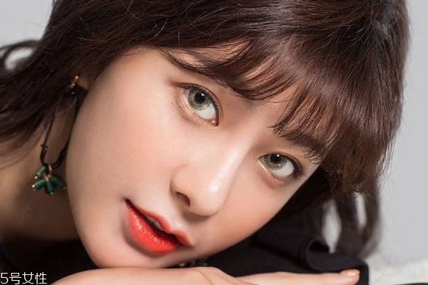 綠色美瞳適合什么眼影 綠色美瞳眼妝效果圖 綠色美瞳適合什么眼影 綠色美瞳眼妝效果圖