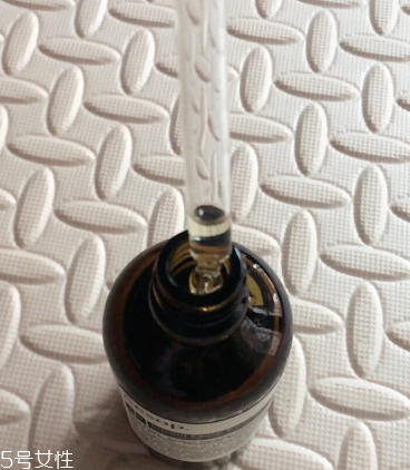 aesop伊索澄瑩精華怎么用 伊索澄瑩精華使用方法 aesop伊索澄瑩精華怎么用 伊索澄瑩精華使用方法